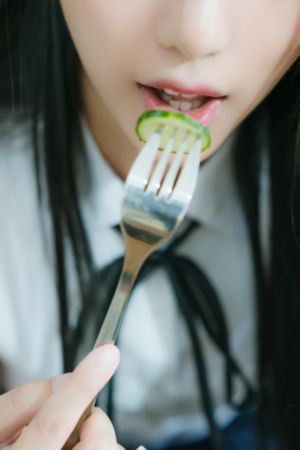 大胸丰满女朋友hd_BT磁力天堂在线观看高清