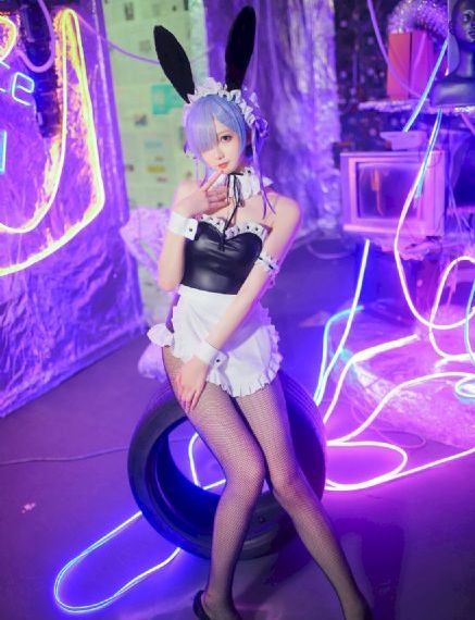 被男狂揉吃奶胸60分钟_DVD手机在线看