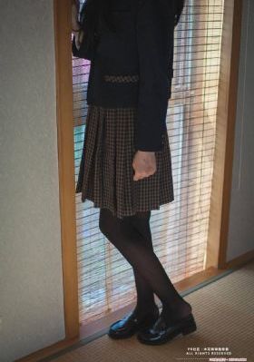少妇漂亮邻居2_720HD高清在线观看